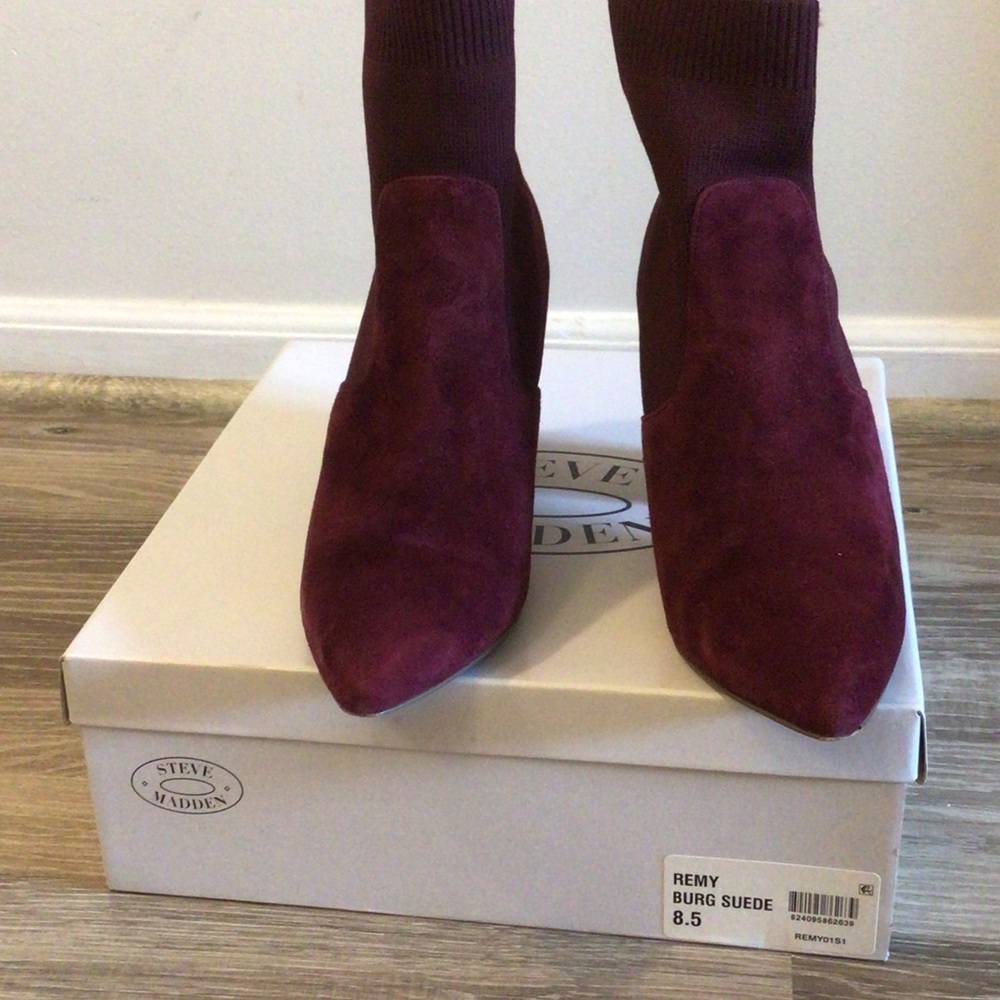 Steve Madden Burgundy Heeled Boots